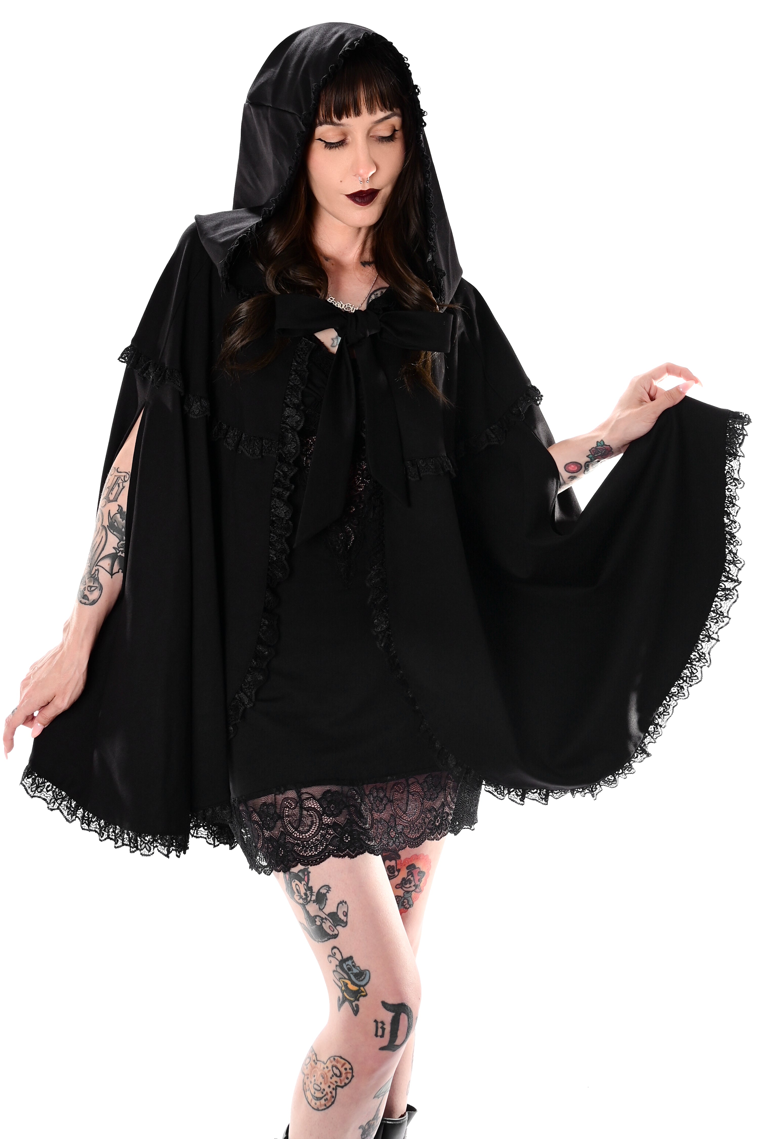 Kiki Lace Trim Cape - No Restock