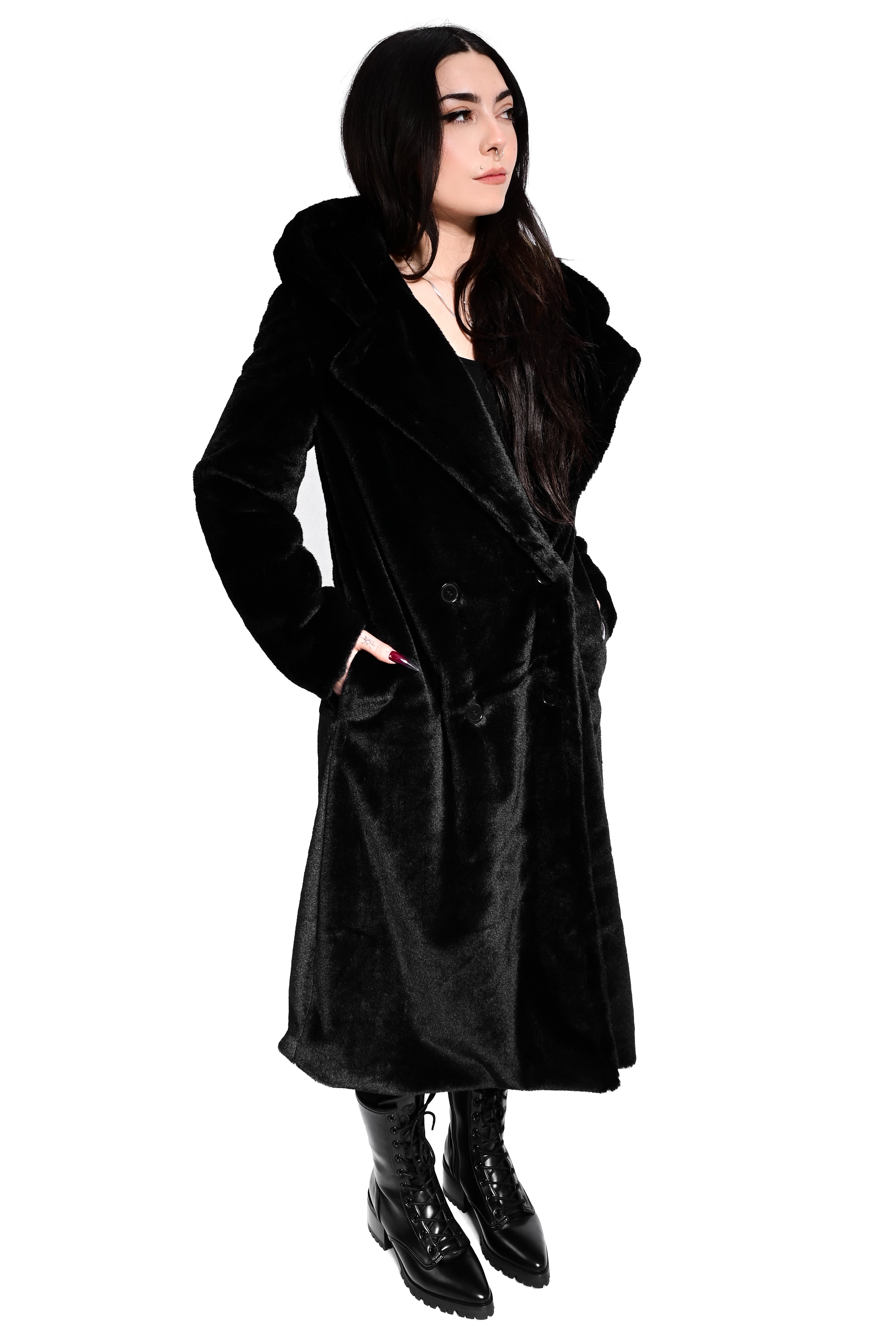 Thora Faux Fur Coat - XS/XL/3XL/4XL left! - No Restock!